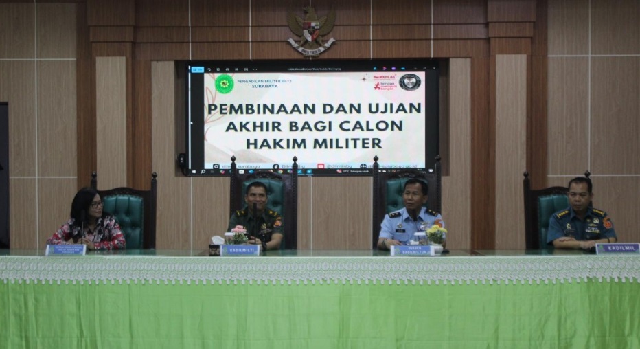 Pusdiklat Teknis BSDK Mahkamah Agung RI mengadakan ujian akhir bagi Calon Hakim Militer PPCH Terpadu Lingkungan Peradilan Militer Angkatan V di Pengadilan Militer III-12 Surabaya. foto PM Surabaya