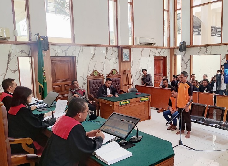 Majelis Hakim menyatakan, tindakan para terdakwa tidak hanya tindak pidana narkotika yang merupakan kejahatan luar biasa, tetapi juga menyebabkan kerusakan ekologis serius. Foto dokumentasi PN Lumajang.