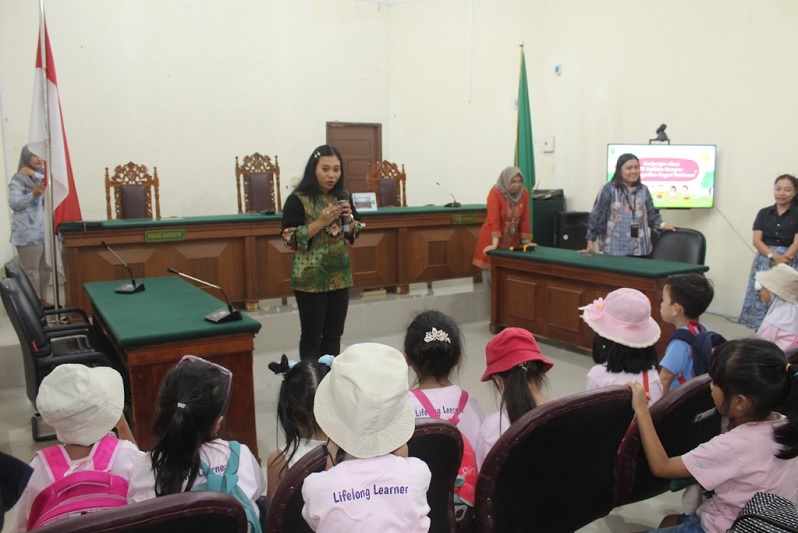 PN Pelalawan Diserbu Murid TK Mutiara Harapan