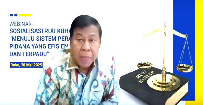Ketua Kamar Pidana MA, Dr. Prim Haryadi, S.H., M.H. Sebagai Narasumber pada Webinar Sosialisasi RUU KUHAP: “Menuju Sistem Peradilan Pidana yang Efisien, Adil dan Terpadu” pada Rabu (28/5). Foto YouTube MA