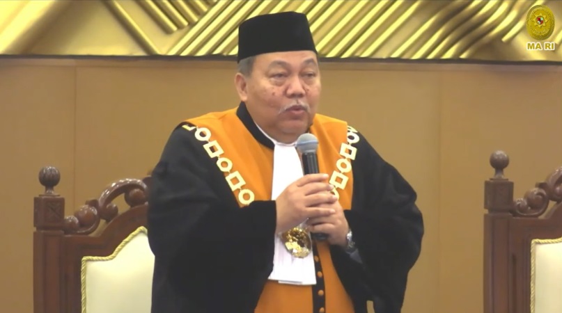 Wakil Ketua MA Bidang Yudisial terpilih Suharto S.H., M.Hum memberikan sambutan dalam Sidang Paripurna Khusus Pemilihan Wakil Ketua Mahkamah Agung Bidang Yudisial, Foto: YouTube MA