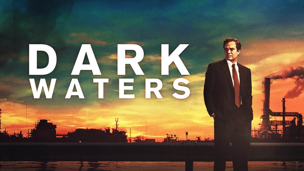 Alur Cerita Film Dark Waters (2019): Konsekuensi Integritas di Tengah Arus Manipulasi