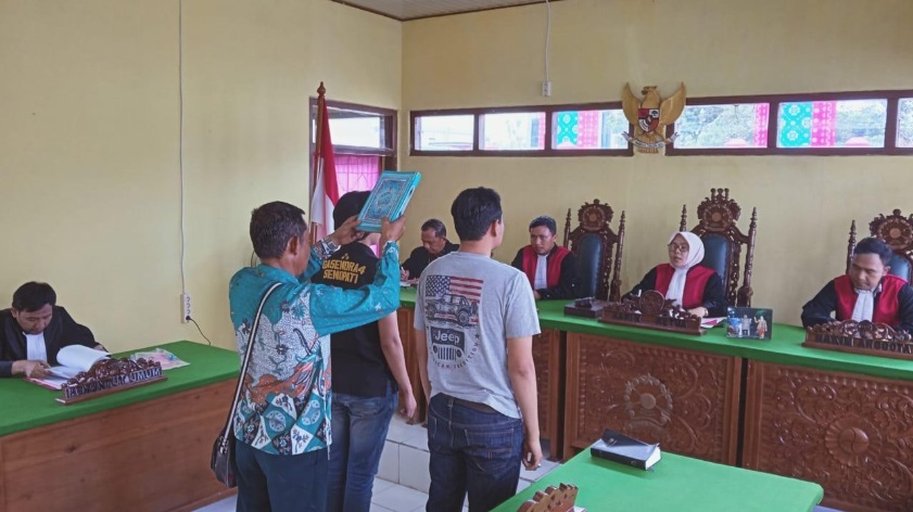 PN Lahat melakukan sidang Zitting Plaats pada Kamis (31/7/2025). Gedung yang dipakai Zitting Plaats tersebut adalah Gedung Milik PN Lahat yang sudah lama berlokasi di Kabupaten Empat Lawang. Foto dokumentasi PN Lahat