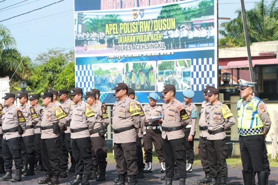 Polres Aceh Singkil gelar apel polisi Rw/dusun di lapangan upacara Mapolres Aceh Singkil. Foto tribratanews-resacehsingkil.aceh.polri.go.id/