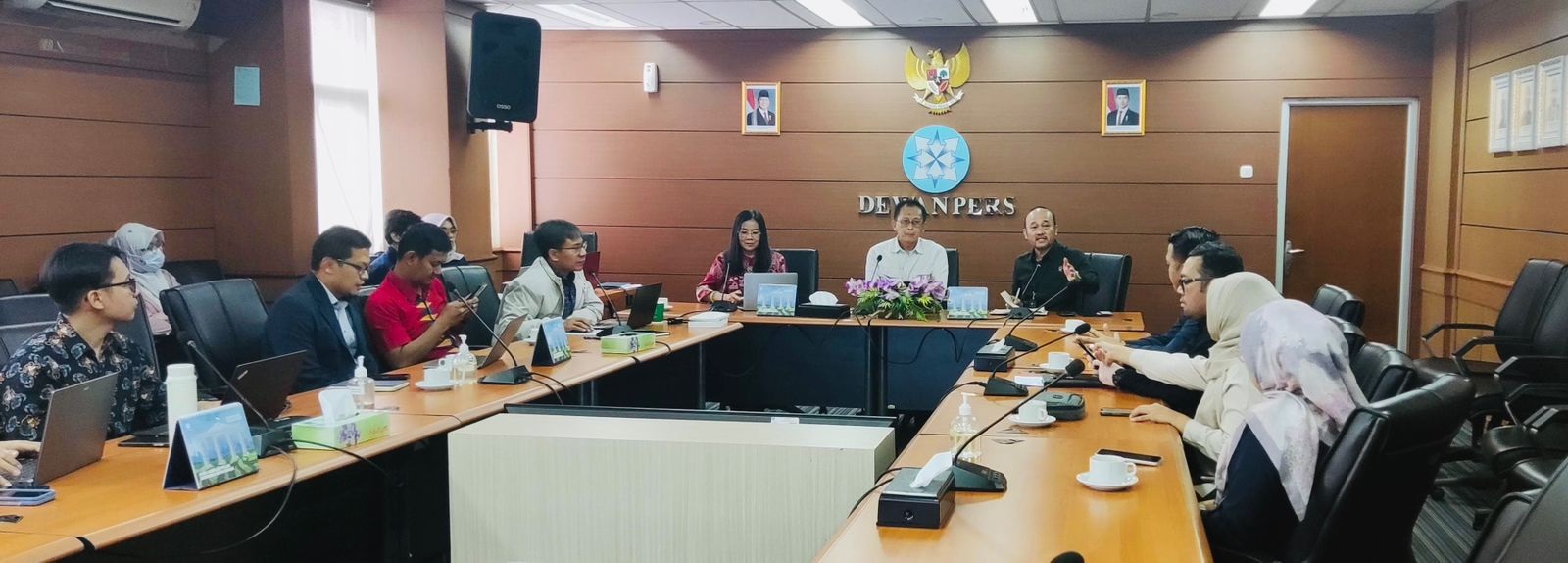 Kepala Badan Urusan Administrasi MA yang juga menjabat Plt. Kepala Biro Hukum dan Humas  Dr. Sobandi, S.H., M.H. saat berkunjung ke Dewan Pers, Rabu (13/08/2025). Foto dokumentasi Humas MA