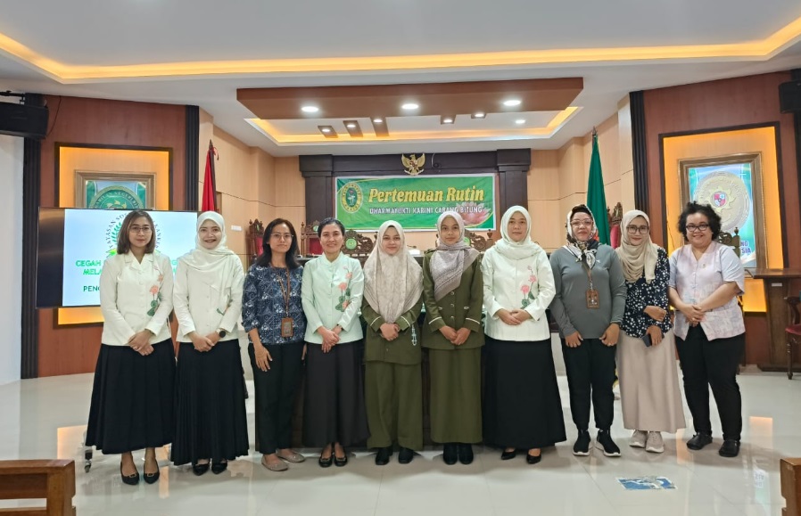 Dharmayukti Karini Cabang Bitung menyelenggarakan ceramah singkat dengan tema kesehatan yang bertujuan untuk meningkatkan kesadaran akan pentingnya pencegahan kanker sejak dini, pada Jumat (15/8/2025). Foto dokumentasi penulis