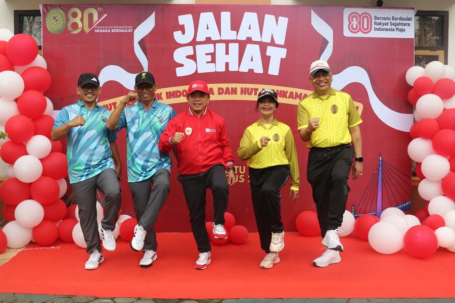 Meriah! Warga Peradilan Jambi Ikuti Jalan Santai HUT ke-80 RI dan Mahkamah Agung