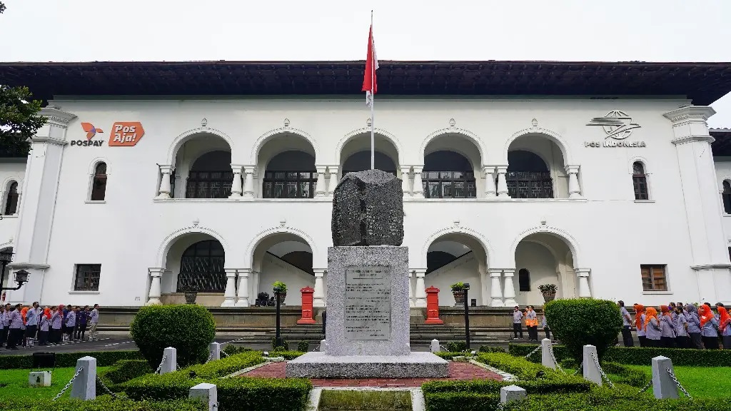 Gedung Kantor Pos merupakan salah satu gedung peninggalan sejarah. Foto posindonesia.co.id/