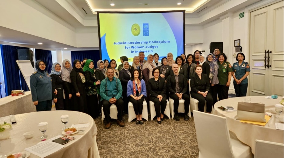 United Nations Development Programme (UNDP) dan Mahkamah Agung menyelenggarakan Kolokium Nasional Kepemimpinan Peradilan bagi Hakim Perempuan di Indonesia. Foto dokumentasi penulis.