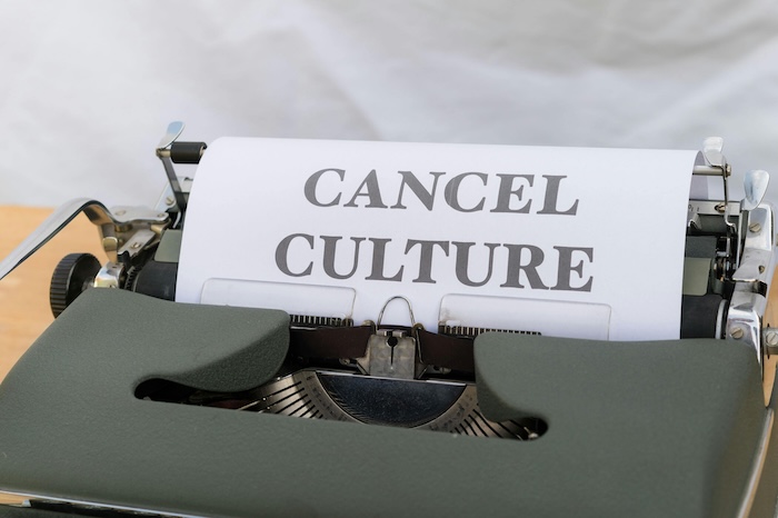 Ilustrasi Cancel Culture. Foto : Pexels.com
