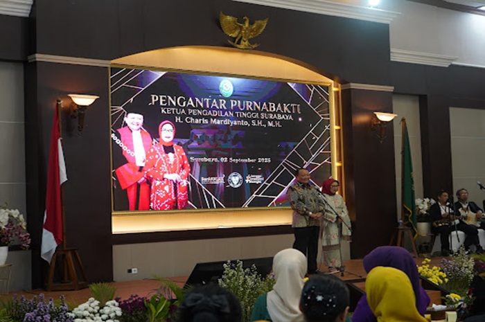 Perpisahan H. Charis Mardiyanto, S.H., M.H. sebagai Ketua PT Surabaya Periode 2024-2025. Foto : Dokumentasi Humas PT Surabaya.