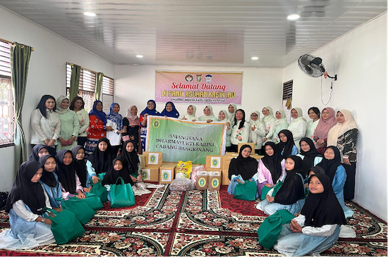 Dharmayukti Cabang Bangkinang Rayakan HUT DYK ke -23 dengan berkunjung ke Panti Asuhan. Foto : Humas PN Bangkinang