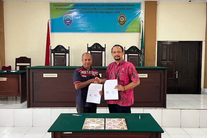 PN Saumlaki dan Disdukcapil Maluku Barat Daya Teken Perjanjian Kerja Sama Optimalkan Tertib Administrasi Kependudukan