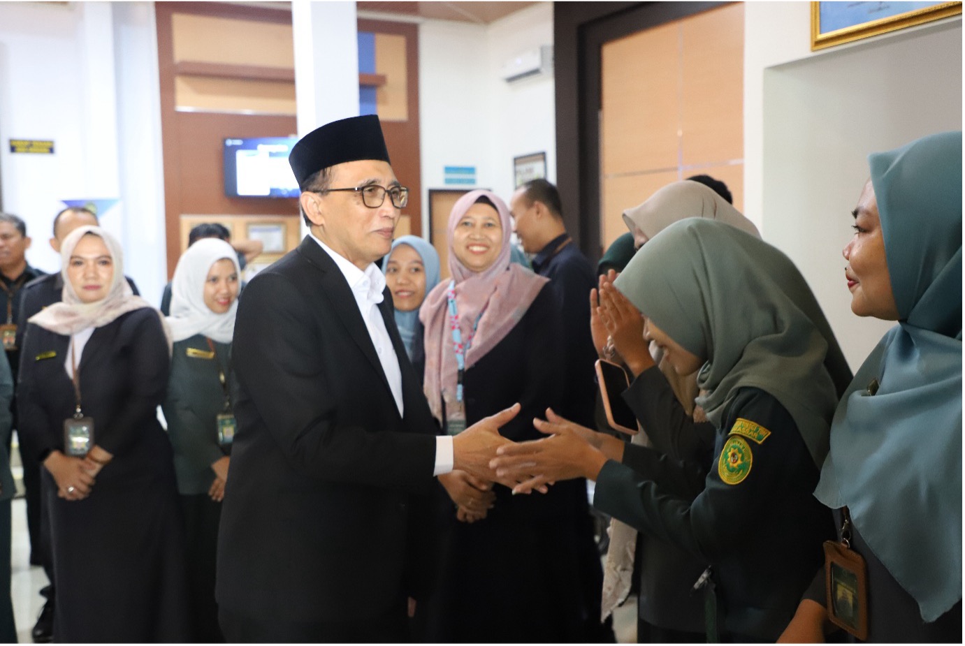 Ketua MA saat kunjungan kerja ke Makassar. dok. Humas MA