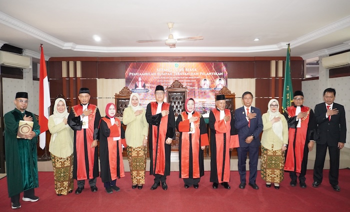 Pelantikan Ketua PN Siak dan PN Tambilahan. Foto ; Dokumentasi PT Riau