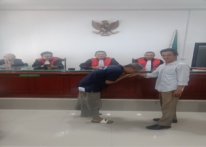 Salah satu penyelesaian perkara dengan restorative justice di lingkungan peradilan PT Riau. Foto : Dokumentasi PT Riau