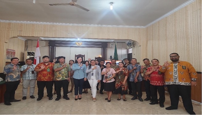 Tingkatkan Pelayanan, PN Gunung Sitoli Gandeng BRI Cabang Gunung Sitoli Memberikan Pembekalan ke Petugas PTSP