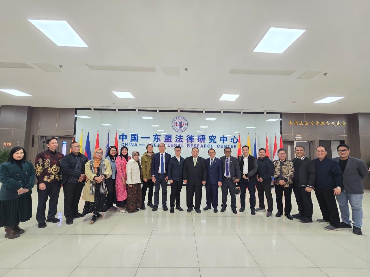 Delegasi Mahkamah Agung di Forum Kerja Sama Hukum Tiongkok-ASEAN ke-7 yang diselenggarakan di Chongqing, . Foto : Dokumentasi Pribadi