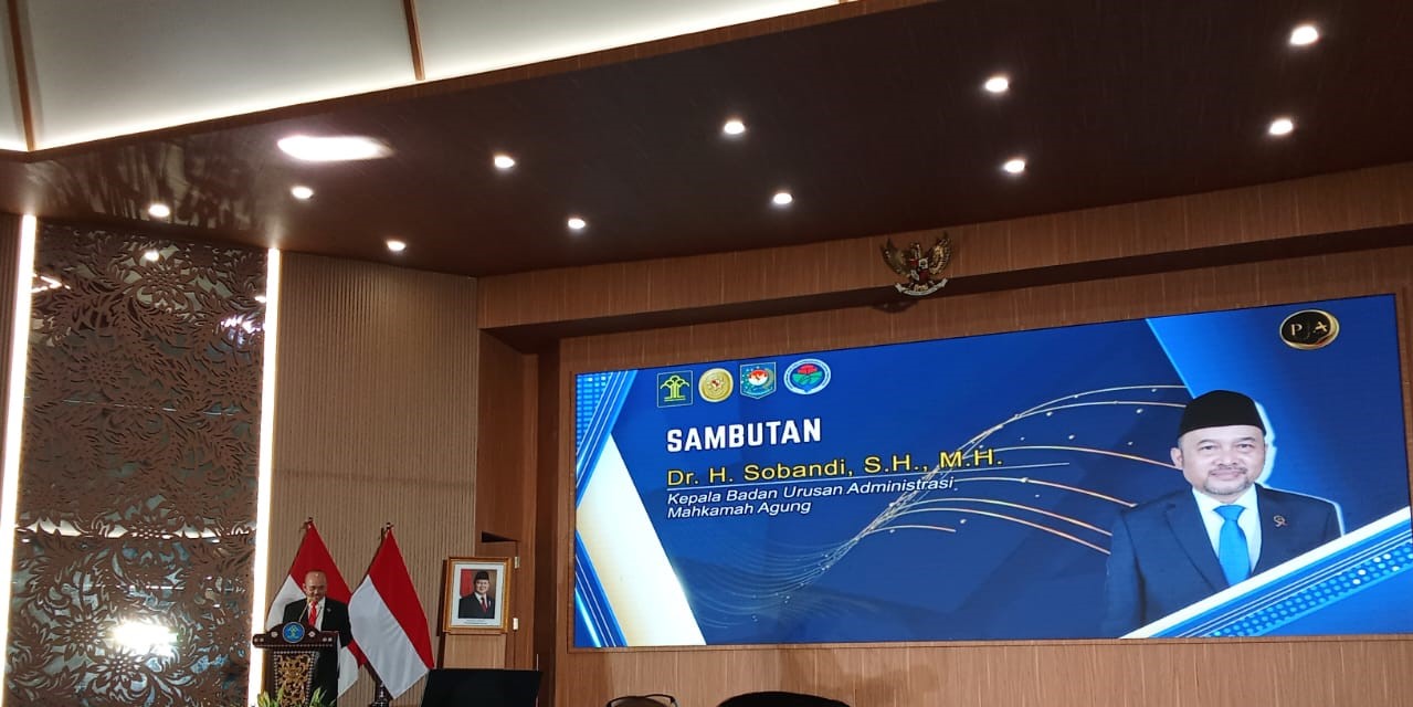 Kepala Badan Urusan Administrasi (BUA) Mahkamah Agung RI, Dr. H. Sobandi, S.H., M.H., membuka penyelenggaraan kegiatan peacemaker justice award (PJA). Foto : Dokumentasi Penulis