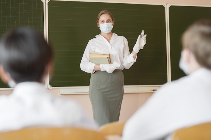 Ilustrasi guru. Foto : Freepik