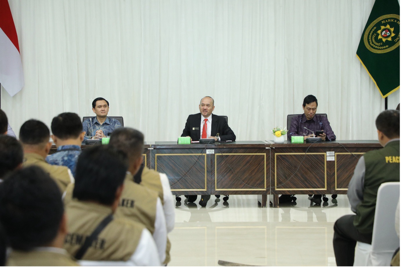 Sambutan Kepala Badan Urusan Administrasi (BUA) Mahkamah Agung RI, Dr. H. Sobandi, S.H., M.H., dalam kunjungan peserta peacemaker justice award (PJA). Foto: Humas Mahkamah Agung