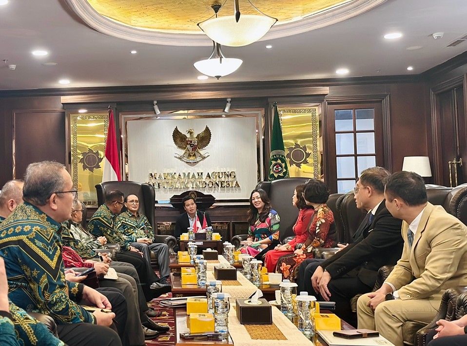 Mahkamah Agung Bersama Delegasi Kementerian Kehakiman Vietnam | Foto: Dokumentasi Penulis