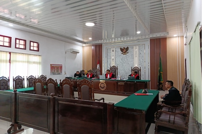 Persidangan terhadap terdakwa main hakim sendiri. Foto : Dokumentasi PN Kayuagung