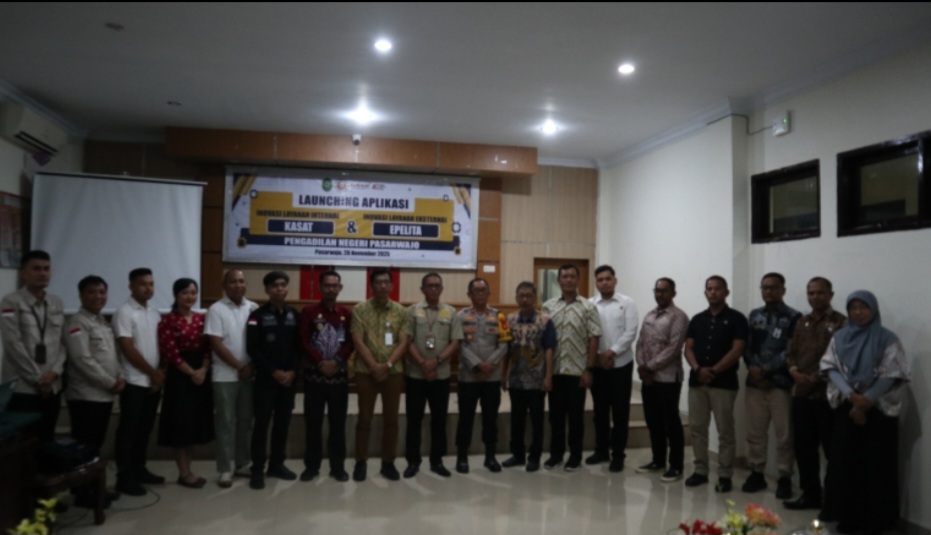 Peluncuran 5 Aplikasi di lingkungan PN Pasarwajo. | Foto : Dokumentasi PN Pasarwajo