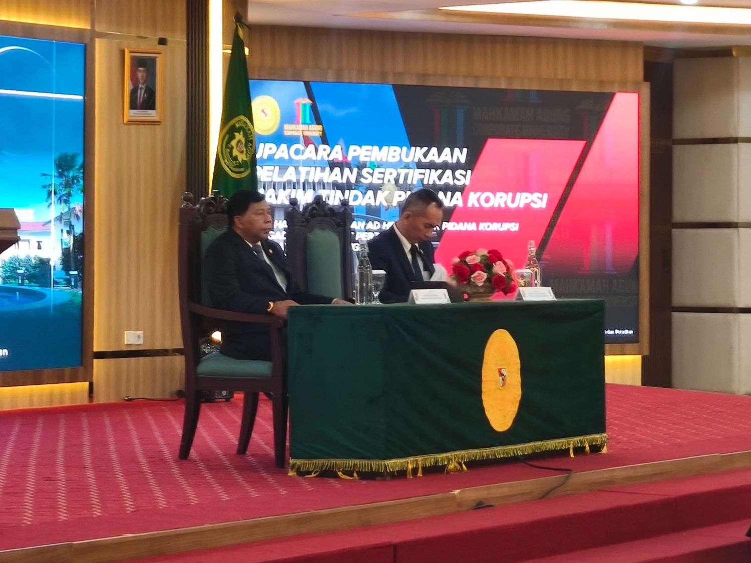 Ketua Kamar Pidana & Kepala BSDK dalam Pembukaan Pelatihan Sertifikasi Hakim Tindak Pidana Korupsi (Tipikor). | Foto : Dokumentasi Penulis