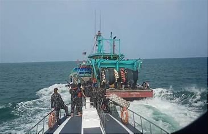 Kedudukan PPNS Perikanan Pascapengaturan Penyidik Utama dalam KUHAP Baru: Kajian Doktrinal dan Implikasi Praktis