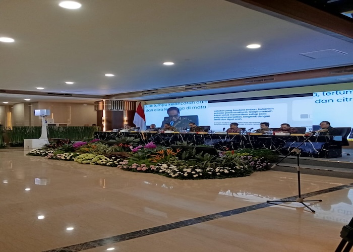 Ketua MA RI memimpin pembinaan sekretaris pengadilan. Foto : dokumentasi penulis