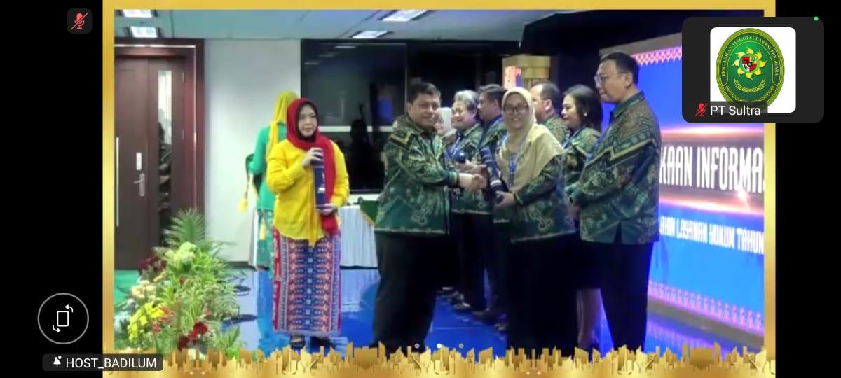 Borong Prestasi! PN Unaaha Raih Juara 2 Keterbukaan Informasi Publik dan Sertifikasi Ampuh