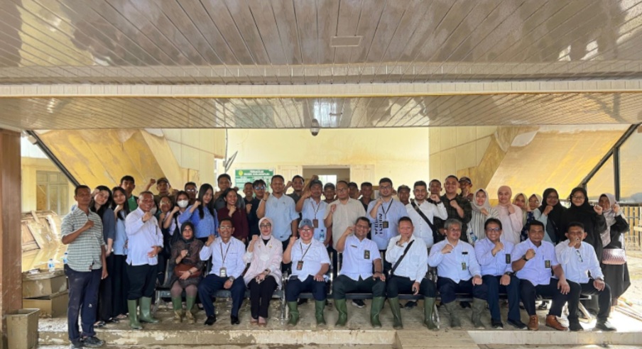 Rombongan Dirjen Badilum di PN Kuala Simpang | Foto : Dokumentasi Penulis