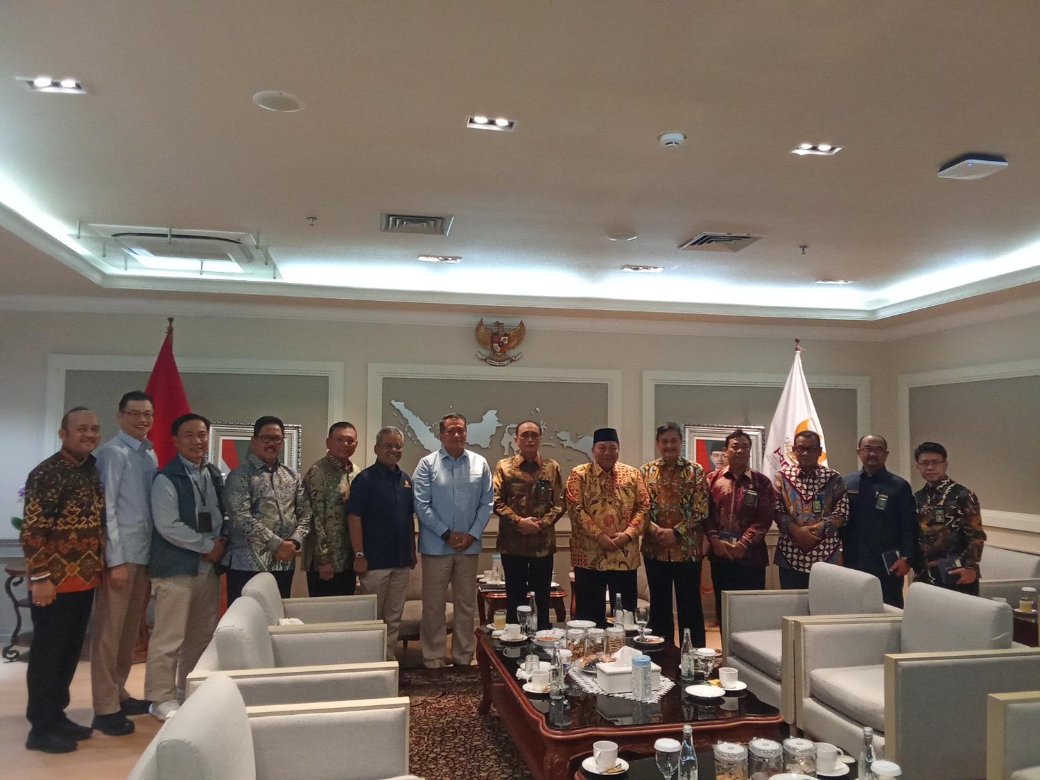 Ketua MA RI dan Pimpinan MA RI dengan Wakil Menteri PAN RB, Wakil Menteri Setneg dan Wakil Menteri Keuangan | Dok. Penulis