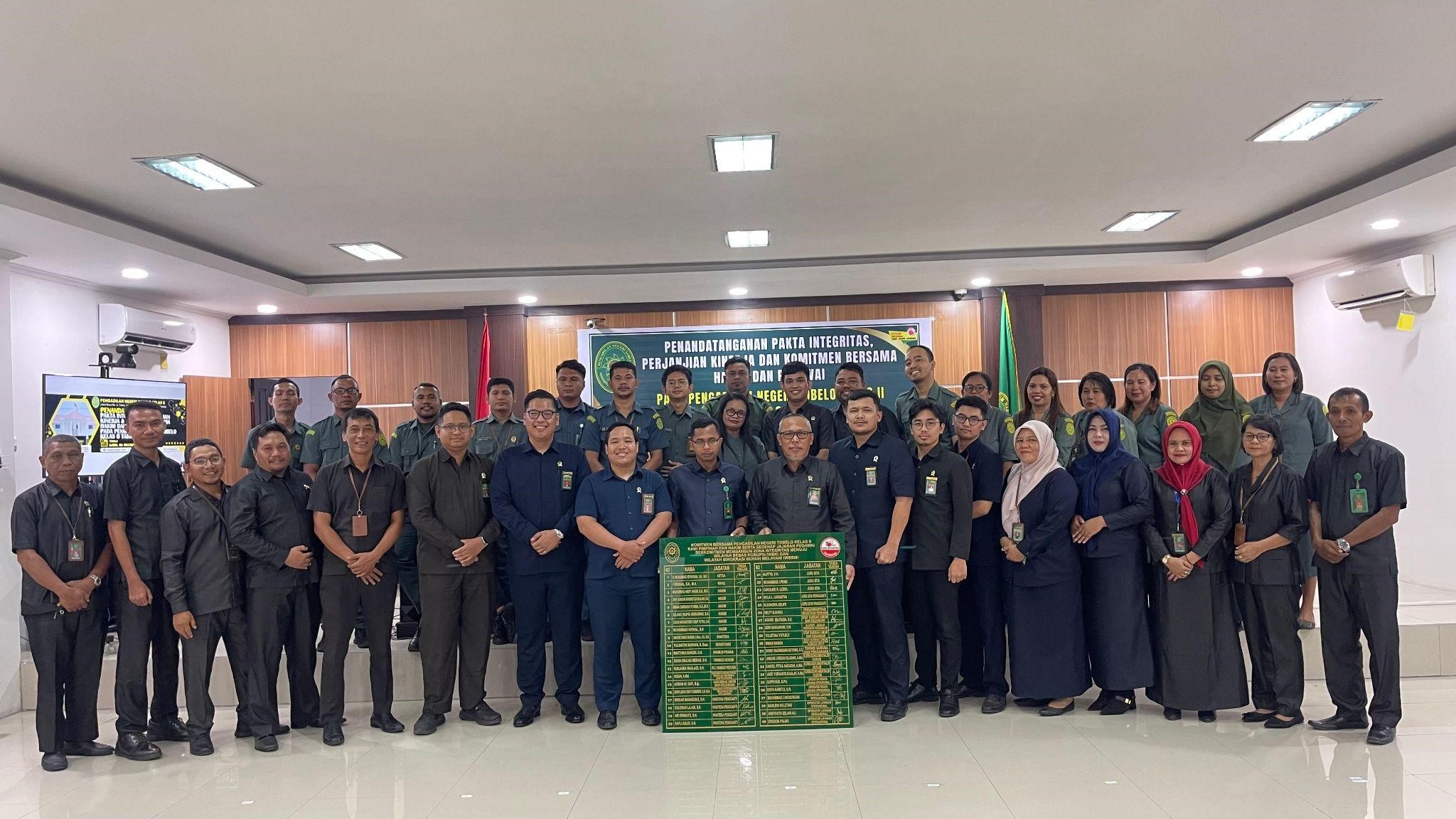 Kokohkan Komitmen Integritas, PN Tobelo Laksanakan Penandatanganan Pakta Integritas Tahun 2026
