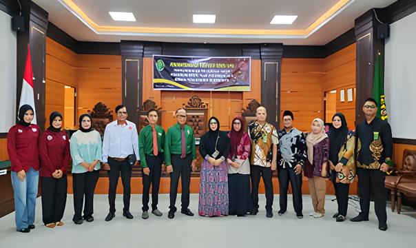 PN Pulau Punjung menandatangani MoU Pos Bantuan Hukum (Posbakum) Tahun 2026. (Foto: Dok: PN Pulau Punjung)