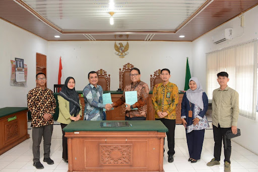 Sinergi Dunia Peradilan dan Akademik: PN Bireuen Tandatangani MoA dengan Fakultas Hukum Universitas Islam Kebangsaan Indonesia (UNIKI)