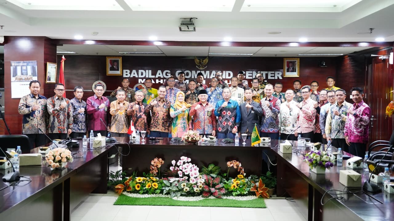 (Foto: Pimpinan Ditjen Badilag MA RI Berikan Pembekalan Peserta Pelatihan Hakim Ekonomi Syariah di Riyadh Tahun 2026 | Dok. Abdul Mustopa)