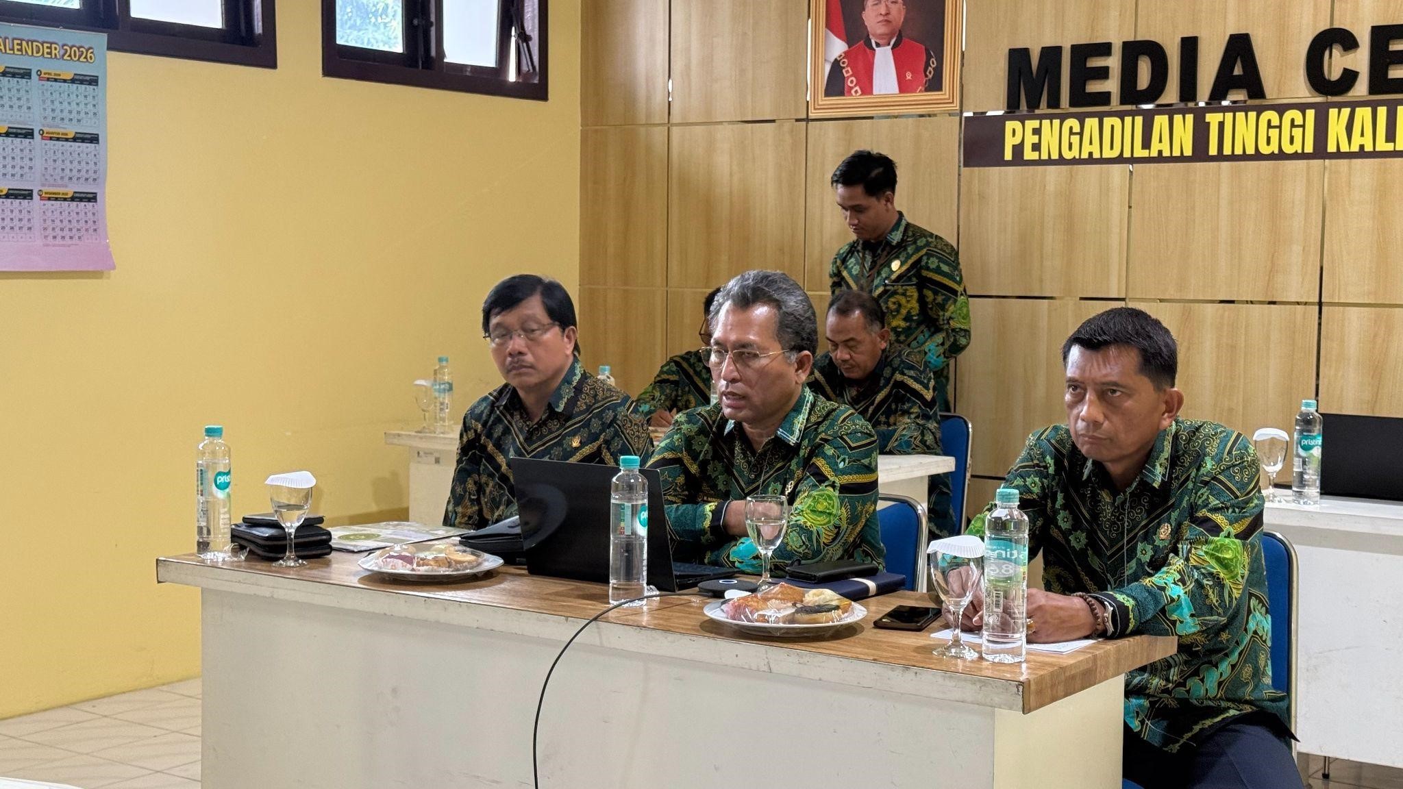 (Foto: Pembinaan kepada Seluruh Pengadilan Negeri Sewilayah Hukum Pengadilan Tinggi Kalimantan Utara | Dok. PT Kaltara)