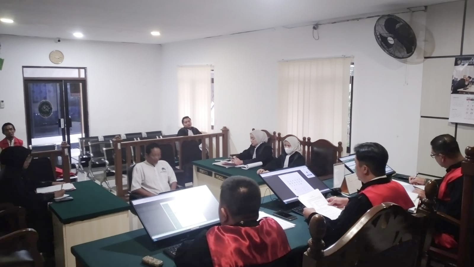 PN Karawang Vonis 8 Tahun Penjara Pelaku Percobaan Pembunuhan terhadap Mantan Istri