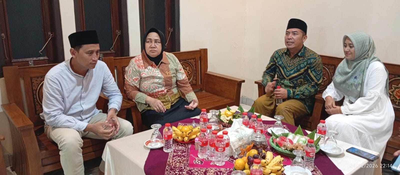 (Foto: Wakil Bupati Semarang Hj. Nur Arifah silaturahmi ke rumah dinas Ketua Pengadilan Agama Ambarawa disambut oleh Ketua Muh Irfan Husaeni dan Panitera Ahmad Roikan | Dok. Harmoko)