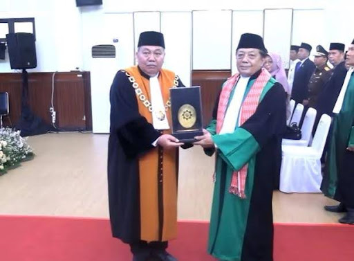 WKMA Bidang Yudisial Pimpin Wisuda Purnabakti KPTA Banten