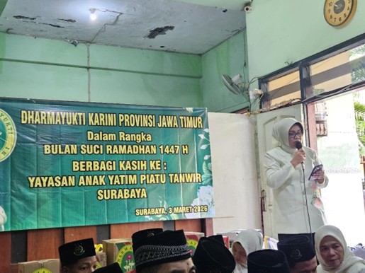 Foto Bakti Sosial yang diselenggarakan DyK Jawa Timur. Dokumentasi Penulis