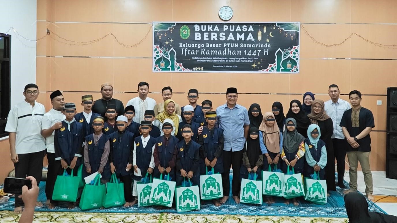 (Foto: PTUN Samarinda Gelar Buka Bersama di Panti Asuhan Al-Maa’uun | Dok. PTUN Samarinda)