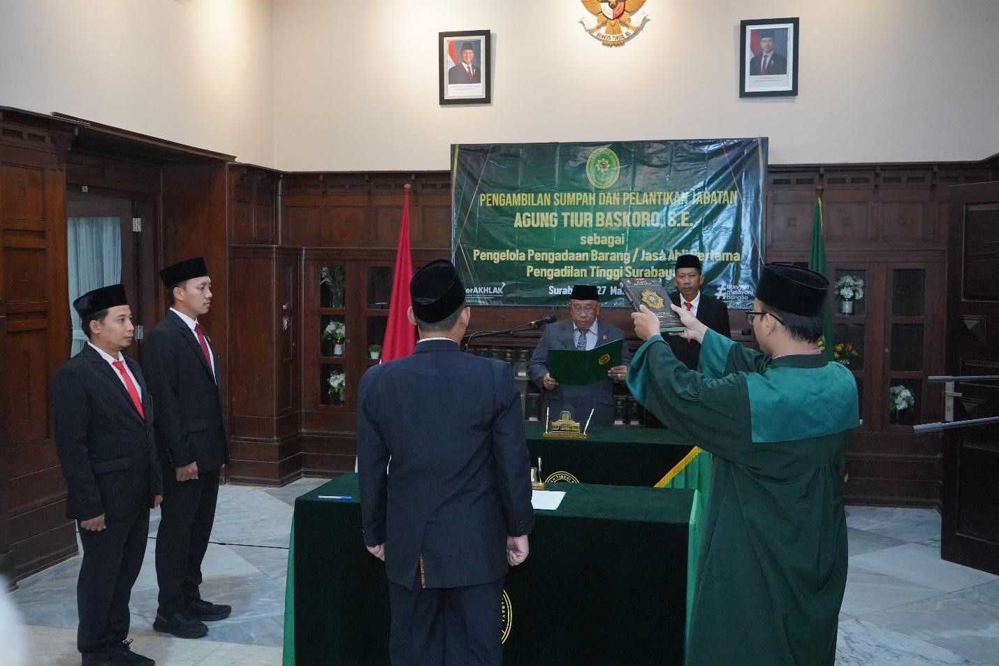 Lantik Pejabat Pengelola Barang dan Jasa, Ketua PT Surabaya Tekankan Transparansi dan Akuntabilitas