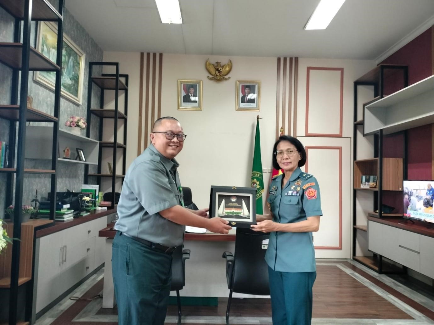 Menghantar Purna Tugas 'Sang Ibu Kunthi' (Dedikasi dengan Hati Tiada Henti Laksamana Pertama TNI Tuty Kiptiani)