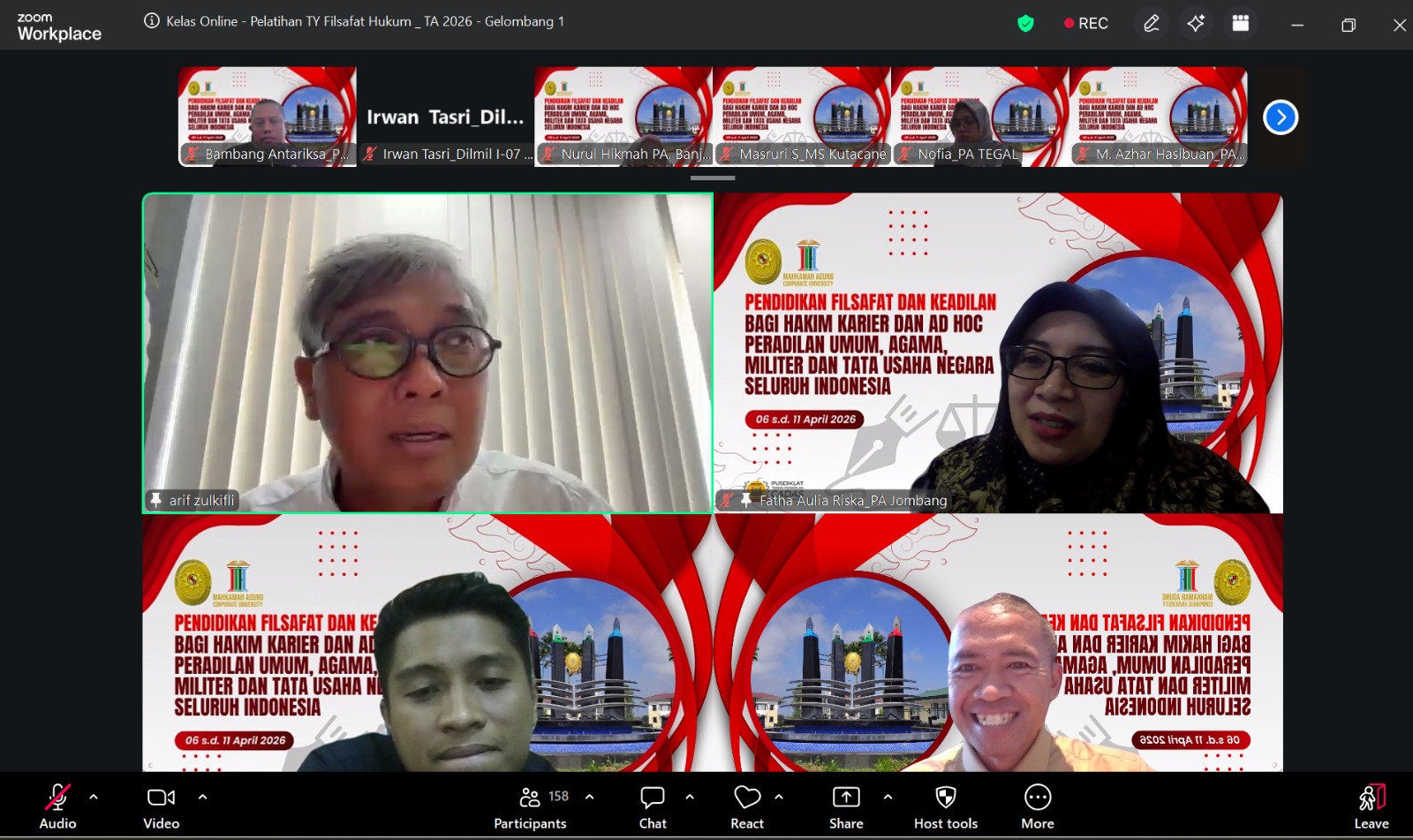 Arif Zulkifli Direktur Utama Tempo Inti Media menyampaikan materi Pelatihan Filsafat dan Keadilan | Dok. BSDK