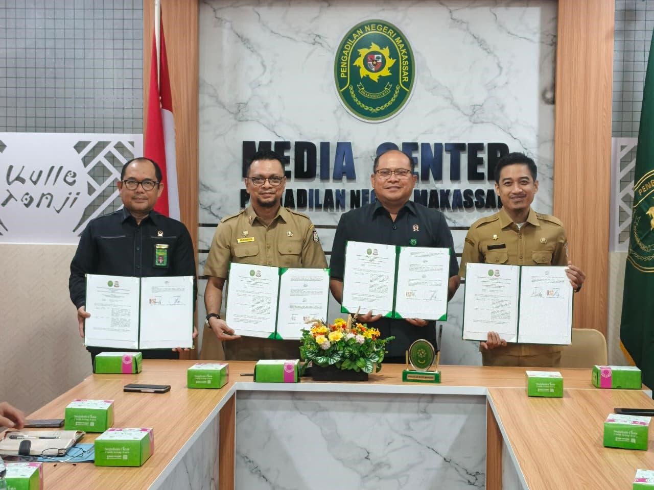 PN Makassar Luncurkan Aplikasi ‘SIPAKAINGE’ Bersama Disdukcapil