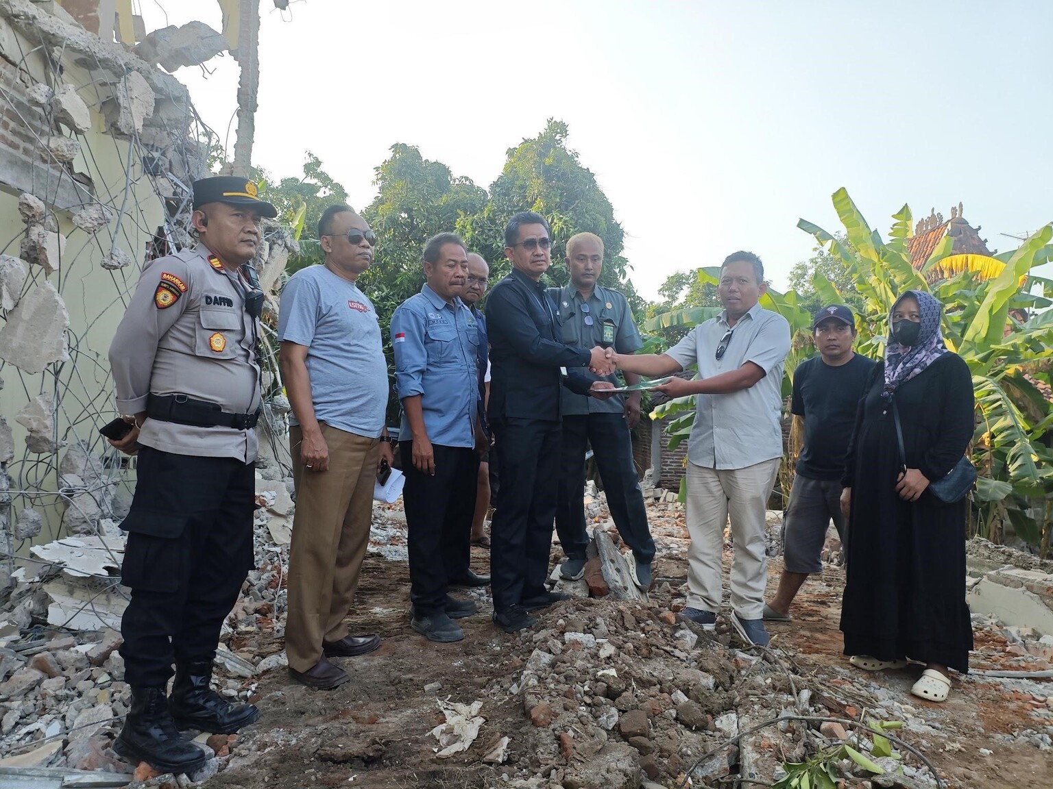 (Foto: PN Pati menuntaskan Eksekusi di Desa Karaban | Dok. PN Pati)