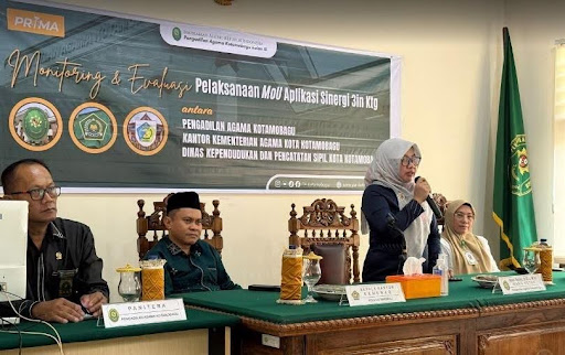 kegiatan Monitoring dan Evaluasi (Monev) Pemanfaatan Aplikasi "Sinergi 3in Ktg" yang digelar di Ruang Sidang Utama PA Kotamobagu | Dok. Penulis